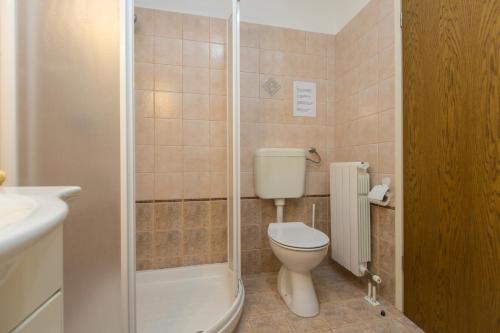 Two-Bedroom Apartment with Terrace and Sea View image 8