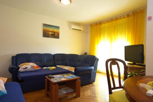 Apartments with WiFi Split - 11694 - image 6