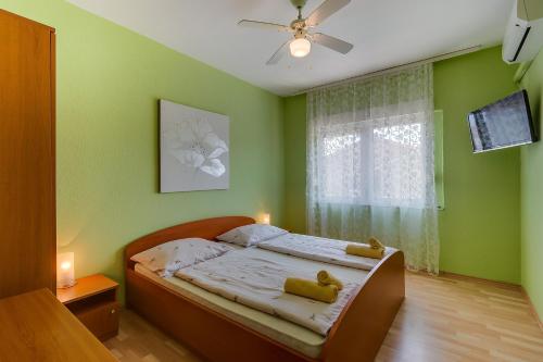 Double Room room in Rooms with a parking space Mali Losinj (Losinj) - 9681