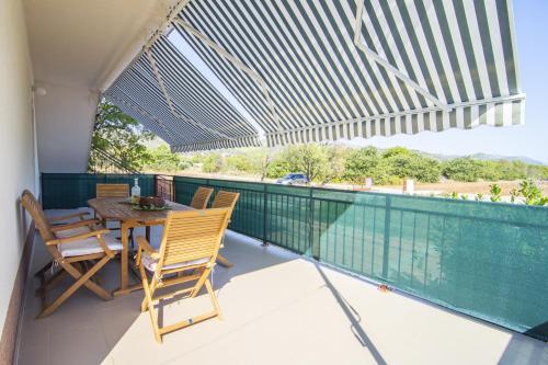 Apartments with a swimming pool Gustirna Trogir - 11703 - image 14