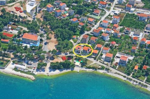 Apartments by the sea Mastrinka Ciovo - 11711 - image 12