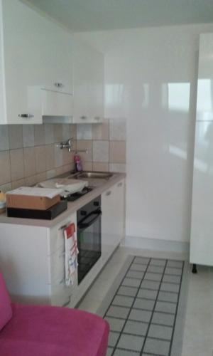 Apartments with a parking space Split - 11726 - image 2