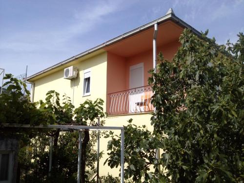  Apartments by the sea Stupin Celine, Rogoznica - 11750 in Rogoznica