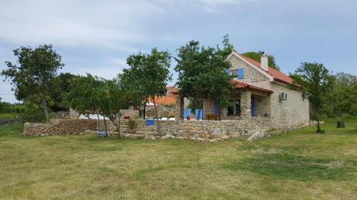  Family friendly house with a swimming pool Puljane, Krka - 11688 in Oklaj