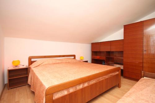 Two-Bedroom Apartment with Terrace and Sea View image 10