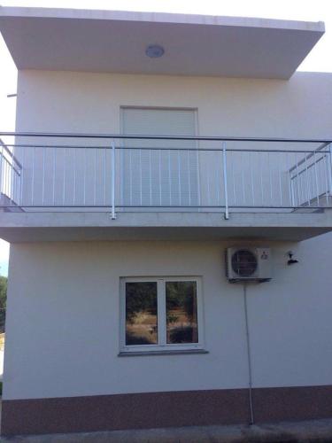Apartments with a parking space Kastel Stafilic Kastela - 11776 - image 3