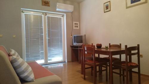 Apartments with a parking space Trogir - 11782 - image 5