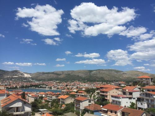 Apartments with a parking space Trogir - 11782 - image 8