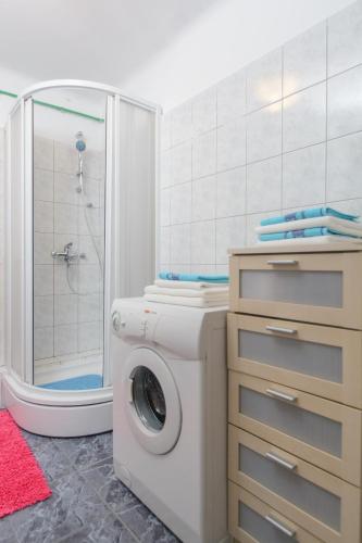 Apartments with WiFi Split - 11654, Split (photo 7)