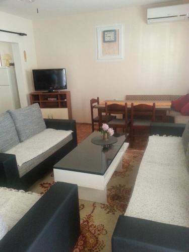 Two-Bedroom Apartment with Terrace and Sea View image 8