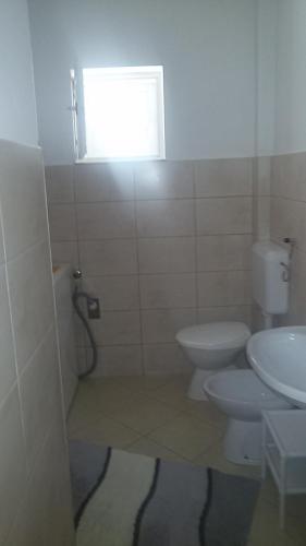 Two-Bedroom Apartment with Terrace and Sea View image 5