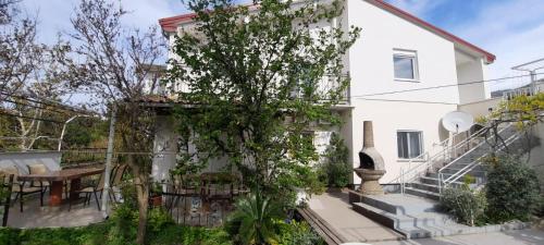 Apartments with a parking space Starigrad Paklenica - 11848 - image 5
