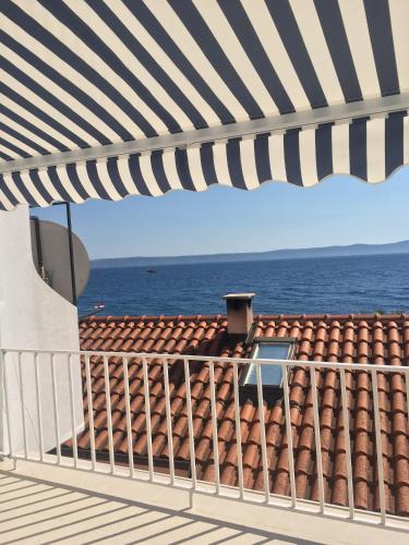 Apartments by the sea Podgora Makarska - 11888 - image 12