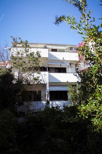  Apartments and rooms by the sea Podgora, Makarska - 11894 in Podgora