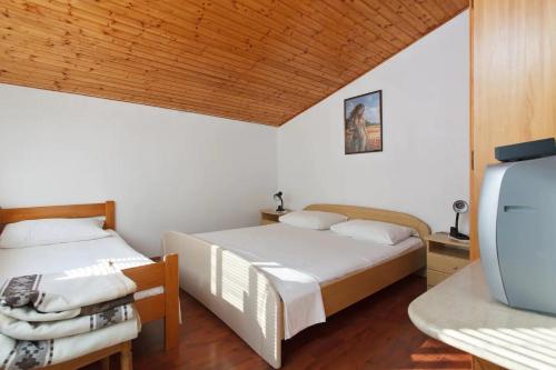 One-Bedroom Apartment with Terrace and Sea View