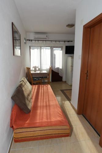 One-Bedroom Apartment with Balcony and Sea View image 8
