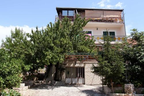 Apartments with a parking space Okrug Gornji, Ciovo - 12077, Trogir