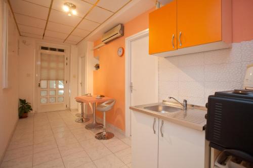 Apartments with WiFi Split - 12198 - image 14