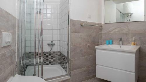 Family friendly house with a swimming pool Bol Brac - 12228 - image 9