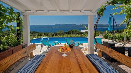 Family friendly house with a swimming pool Bol Brac - 12228 - image 10