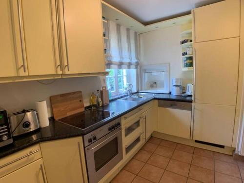 Top Lage! Charmantes Landhaus 5 Geh-min V. Strand - Timmendorfer Strand