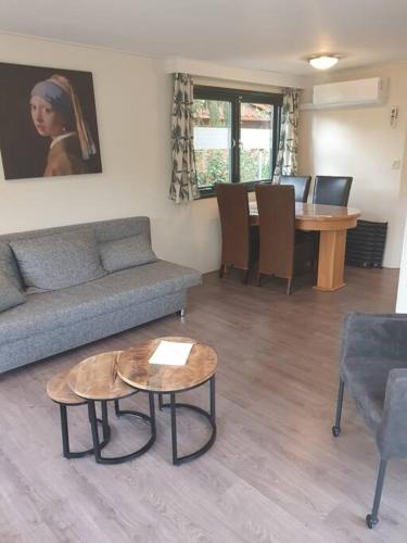 Cozy chalet for 4 Veluwe in Putten