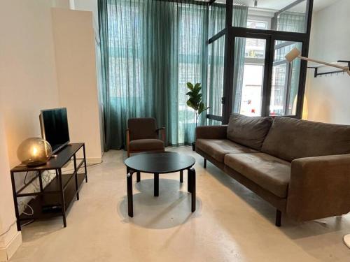  Trendy 2 Bedroom Serviced Apartment in Rotterdam