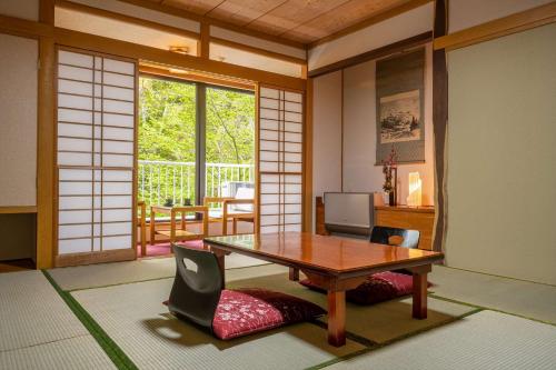 Japanese-Style Economy Room with Shared Bathroom and Private Toilet