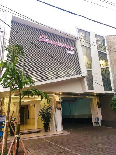 . Hotel Sampurna Cirebon