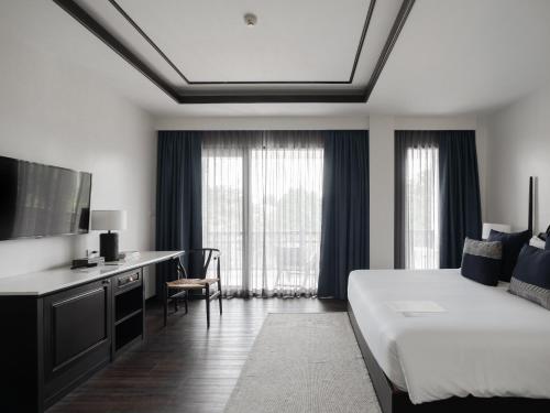 room detail thumbnail 0