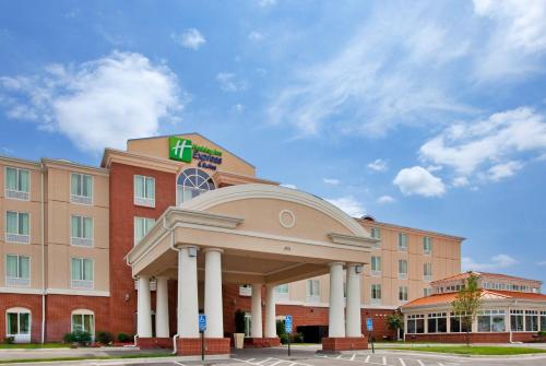 Holiday Inn Express Hotel & Suites Kansas City - Grandview, an IHG Hotel