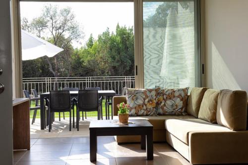 Suite with Garden Access