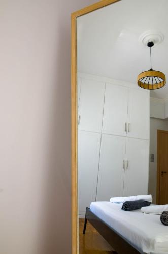 Adorable 2 bedroom apartment close to Ancient Athens city center