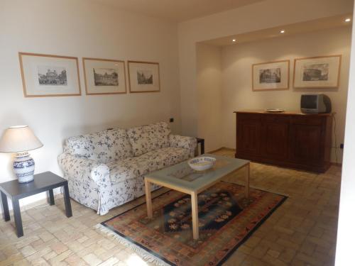 Residenza di Rocca Romana Holiday Home - main image