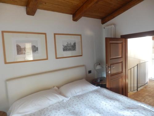 2 bedrooms, 3 beds