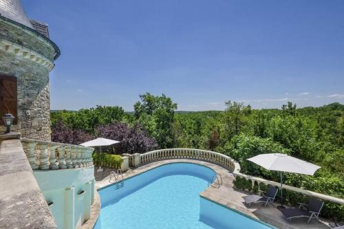 Beautiful Château with Private Pool near Cahors