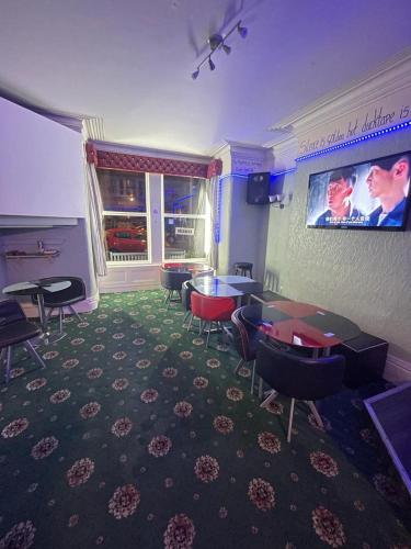 Hayward Hotel