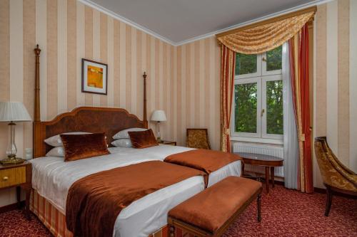 Deluxe Double or Twin Room with New Year's Dinner