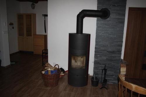 Chata na řece Sázavě (Chata na rece Sazave) in Sazava