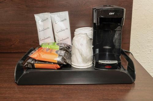 Red Roof Inn & Suites Monee - image 7