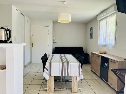 Appartement Cambo-les-Bains, 2 pièces, 2 personnes - FR-1-495-72