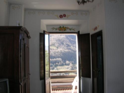 King Room with Mountain View