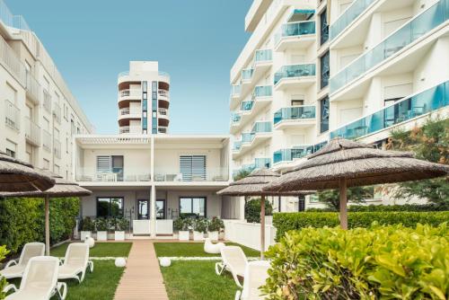 One-Bedroom Apartment with Sea View - Annex