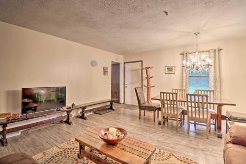 Quiet Pocono Lake House on 1 Wooded Acre with Hot Tub - image 14