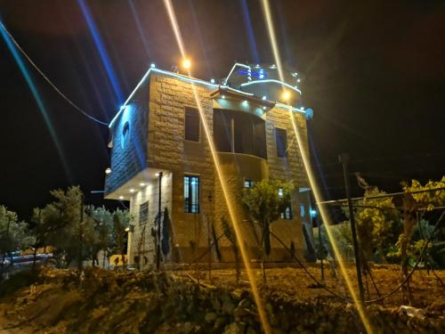 Exterior view, Top "OverView" Resort اطلالة القمة in Ajloun