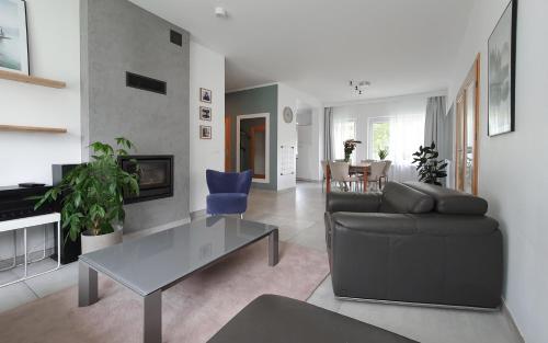 Holimo Hotel - image 4