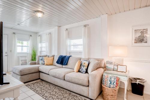 Vilano Beach Oasis Bungalow in St. Augustine, USA