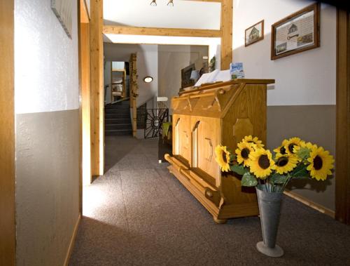 บริการและสิ่งอำนวยความสะดวก, Pension "Dorfkrug" in ซึสเชิน