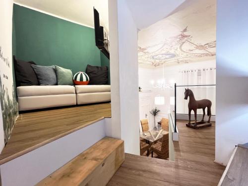 Happy Family Apartments Cairoli Studio, Janov (fotografie 3)