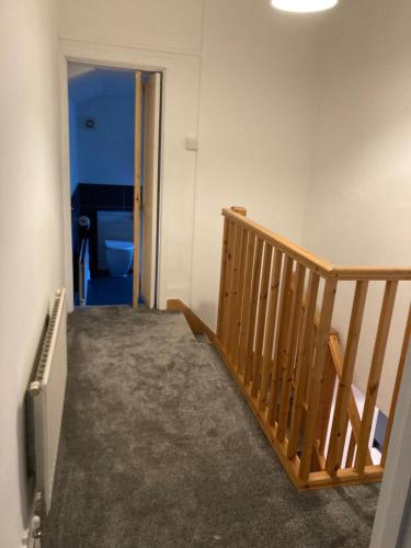 Modern 2 Bed House in Rainham, Kent - Central Location